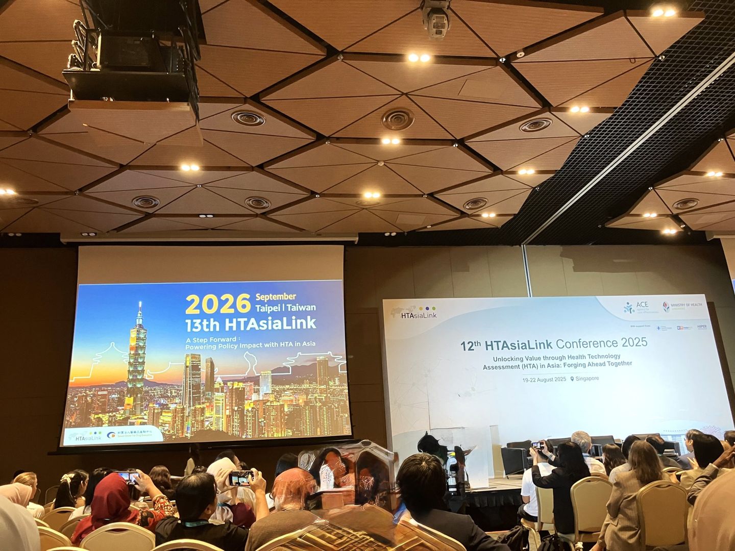 Closing session of the 12th HTAsiaLink Conference, Singapore, where the 13th conference in Taipei was announced.